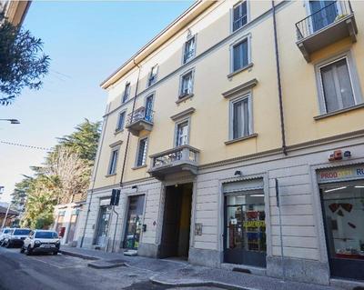 Beautiful bohemian apartment in center conditioned air