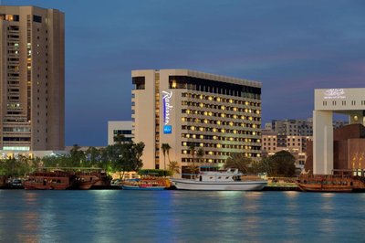 Radisson Blu Hotel, Dubai Deira Creek main