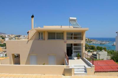 Gargadoros House