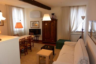 santamaria apartment