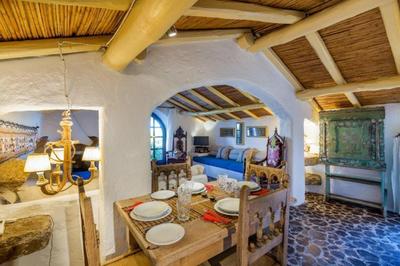 Charming Cottage Il Glicine a San Pantaleo