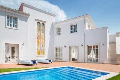 Villa Aurora by HMZ Villas