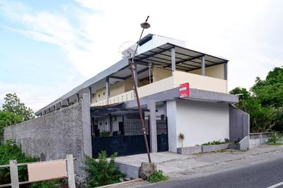 RedDoorz at NN Guest House Exit Tol Klodran Solo