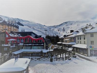 TODOSIERRANEVADA ZONA BAJA - APARTAMENTOS DE 4 DORMITORIOS - Junto a los Telecabinas