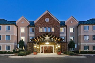 Staybridge Suites - Charlotte Ballantyne by IHG