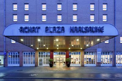 The Q - Quadro City Hotel