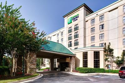 Holiday Inn Express Hotel & Suites Atlanta Buckhead by IHG