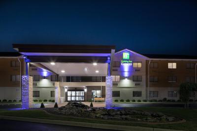 Holiday Inn Express Louisville Northeast by IHG