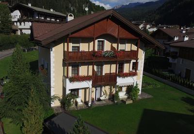 Apartments Vaiolet