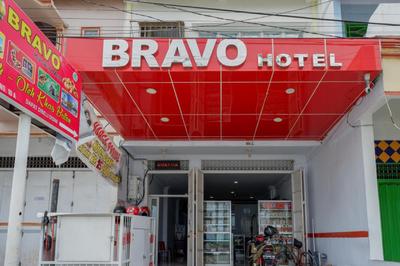 RedDoorz @ Hotel Bravo Pantai Kamali Bau Bau