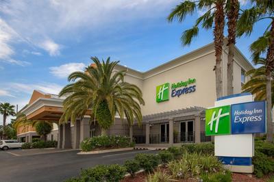 Holiday Inn Express Jacksonville Beach by IHG