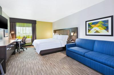 Holiday Inn Express Winnipeg Airport - Polo Park by IHG