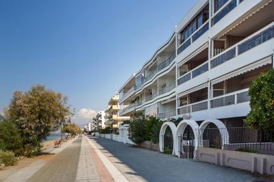 Metaxa Seafront Apartment
