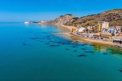 Fronte mare siculiana marina