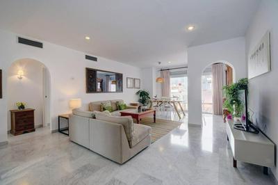 Spacious, Fresh and Fantastic Views