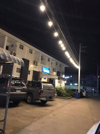 Polpol & Nuanlaor Hotel