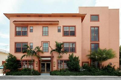 Life House, Little Havana