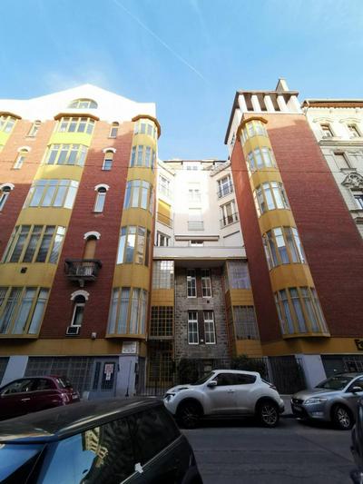 High Sky Apartment