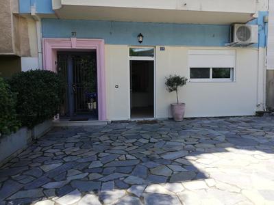 Modern 2bed 2bath loft in Acropolis area