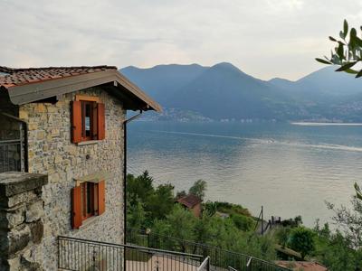 IseoLakeRental - La Stallina - Monte Isola