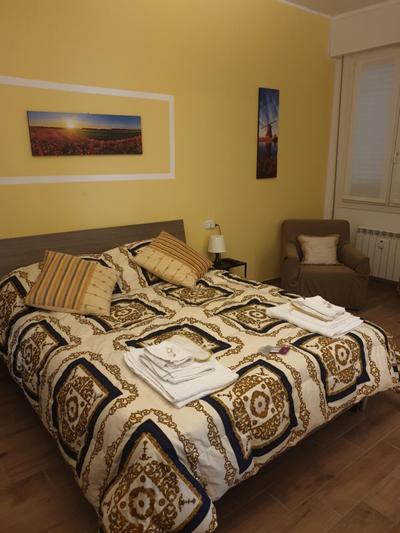 FRANCY HOUSE 2