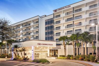 Crowne Plaza Orlando - Lake Buena Vista by IHG