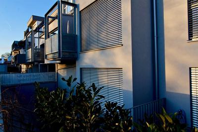 Balcony/pool/free parking garage Studio