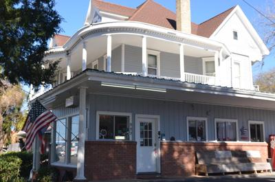The Oak Motel, Photo 2