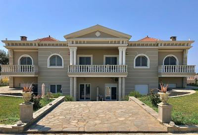 Villa Dimitri - GardenSide Souterrain