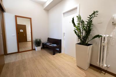 Cute & Cozy rooms train station