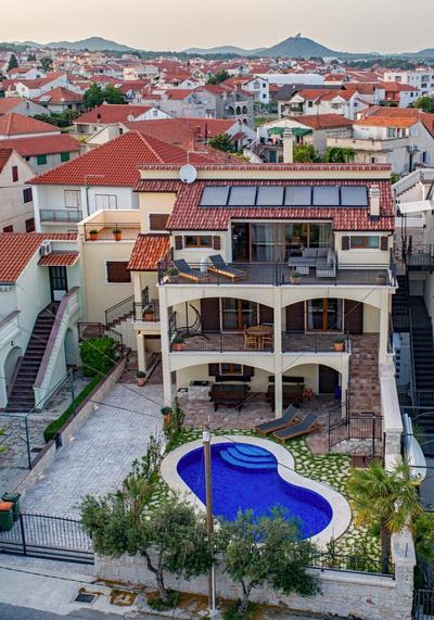 Nomad Luxury Villa