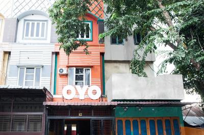 OYO 2229 Bunga Raya Residence