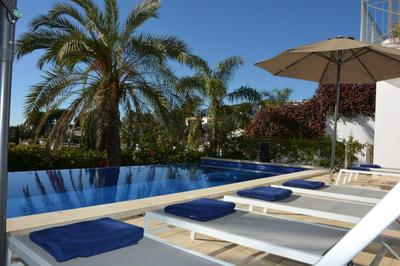 Villa Sitges Loto Amazing View Confortable AC 20 minutes walk Sitges beaches