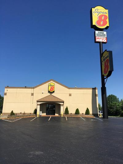 Super 8 by Wyndham Brownsburg, Foto 2