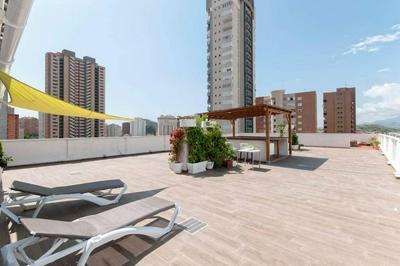 ÁTICO con ENORME TERRAZA y CHILL OUT PARTICULAR