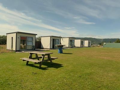 Beaumont Hotel and Holiday Park