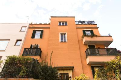 The Trastevere Rooftop Suite - Spa & Skyline View by RHR