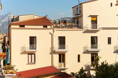 SorrentoVibes - Luxury Four Bedroom Home