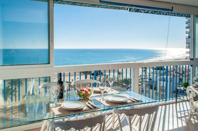 Stay In Azul