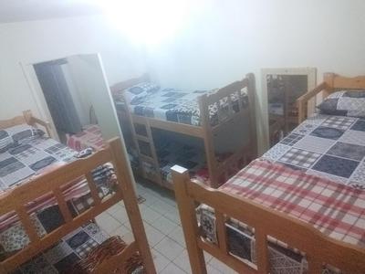 Hana Hostel Albergues e Republica