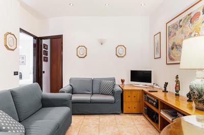 Hostmate - Milano - Via Rovereto