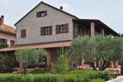 Apartments Oliva