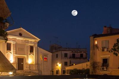 Ideally Situated Corfu Old Town Studio