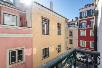 Perfect 1 Bedroom very central with AC