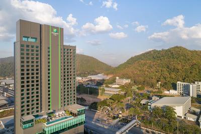 Holiday Inn & Suites Siracha Laemchabang by IHG