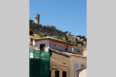 Anassa House