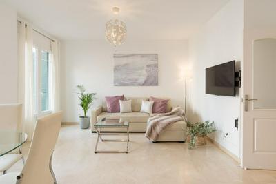 Agua I & seasonal pool by ELE Apartments