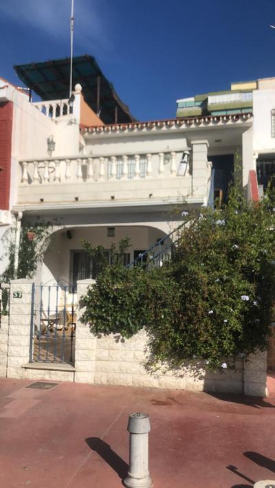 Calle Quitapenas 37