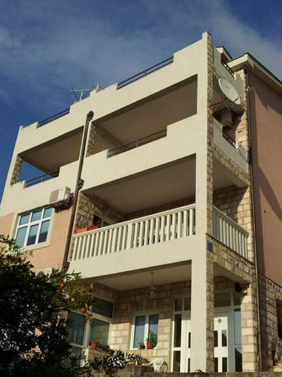 Apartments Beleni