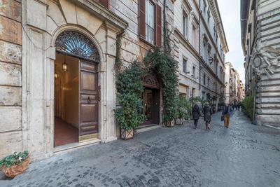 GuestHost - Piazza Navona Panoramic Penthouse
